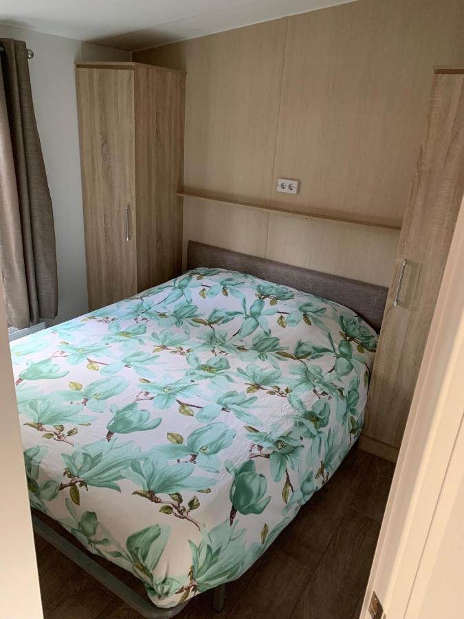 Chalet Toetje Op De Veluwe Hoenderloo Luaran gambar
