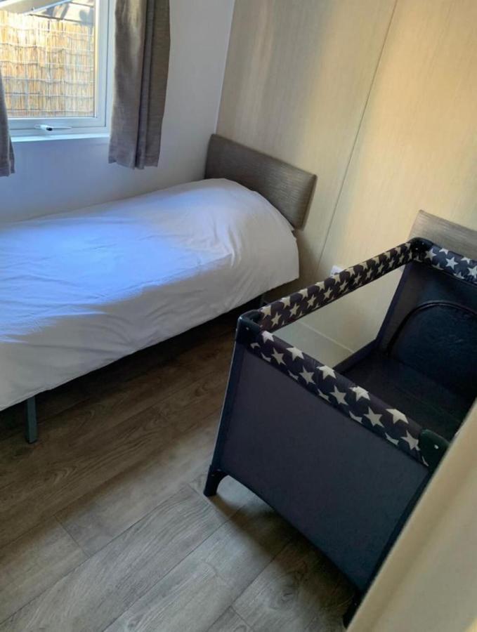 Chalet Toetje Op De Veluwe Hoenderloo Luaran gambar
